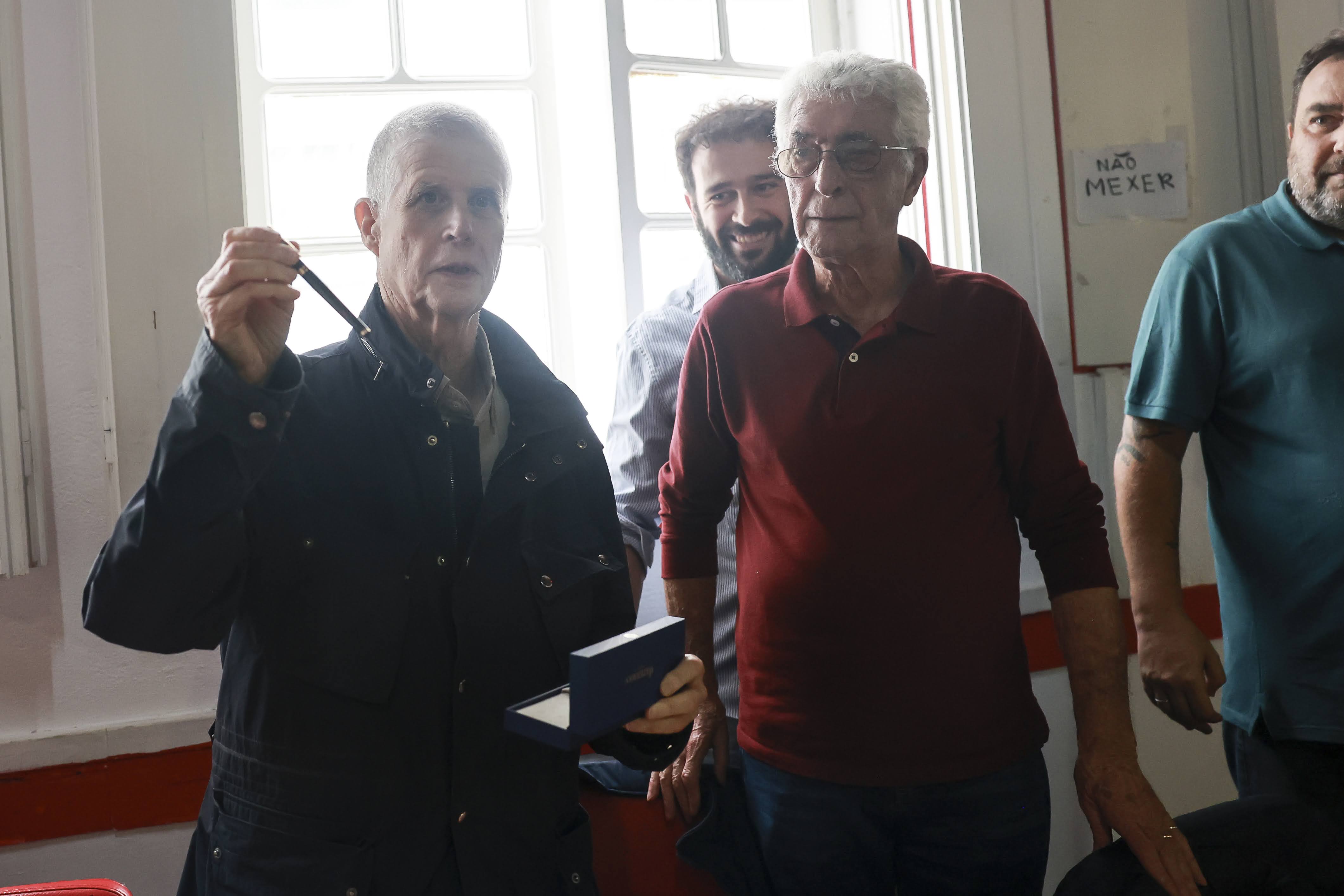 medalha de mérito associativo Lisboa, 01/11/2025 - Entrega da medalha de mérito associativo a Virgilio Teixeira.
Adicense
Fotos: Natacha Cardoso