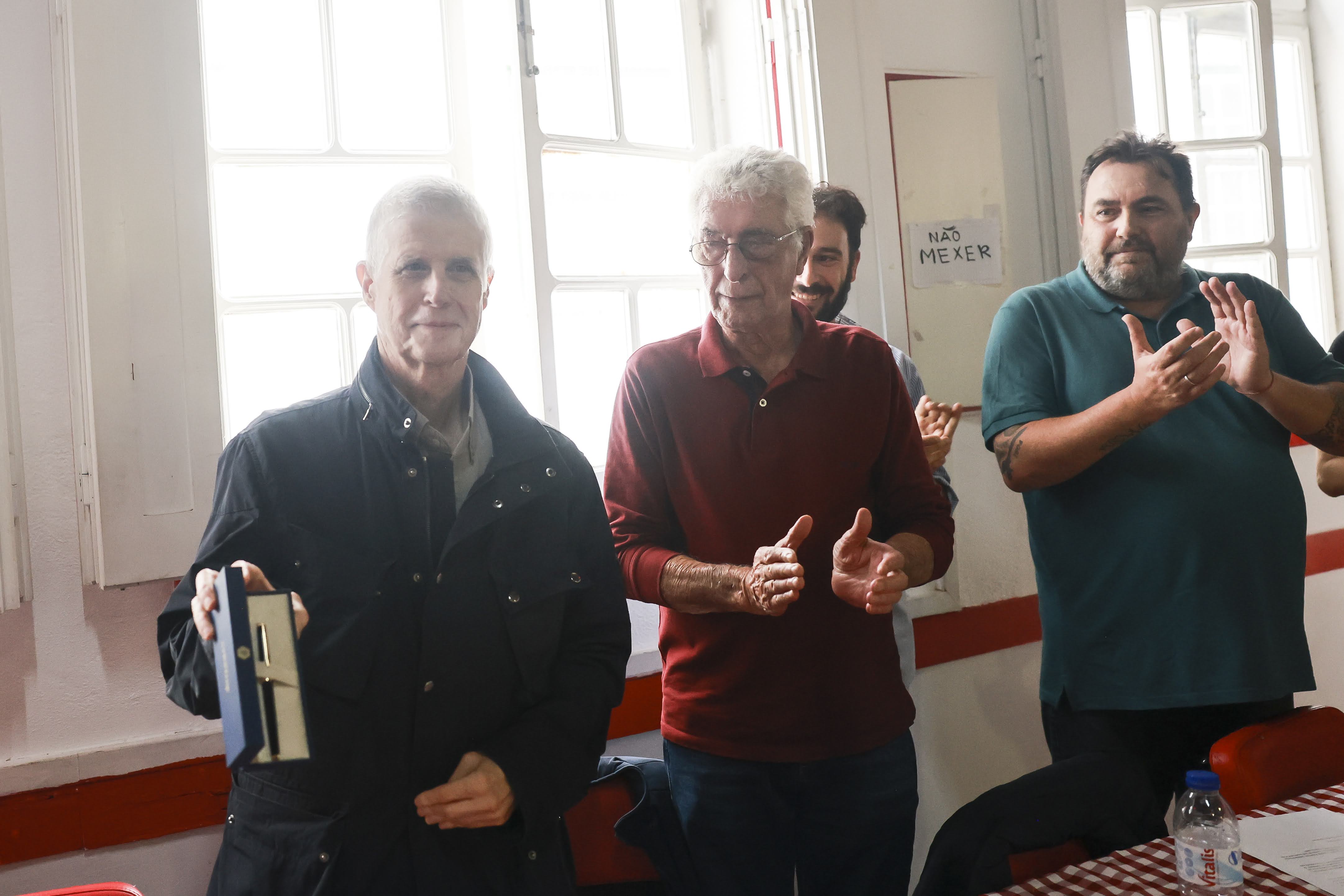 medalha de mérito associativo Lisboa, 01/11/2025 - Entrega da medalha de mérito associativo a Virgilio Teixeira.
Adicense
Fotos: Natacha Cardoso