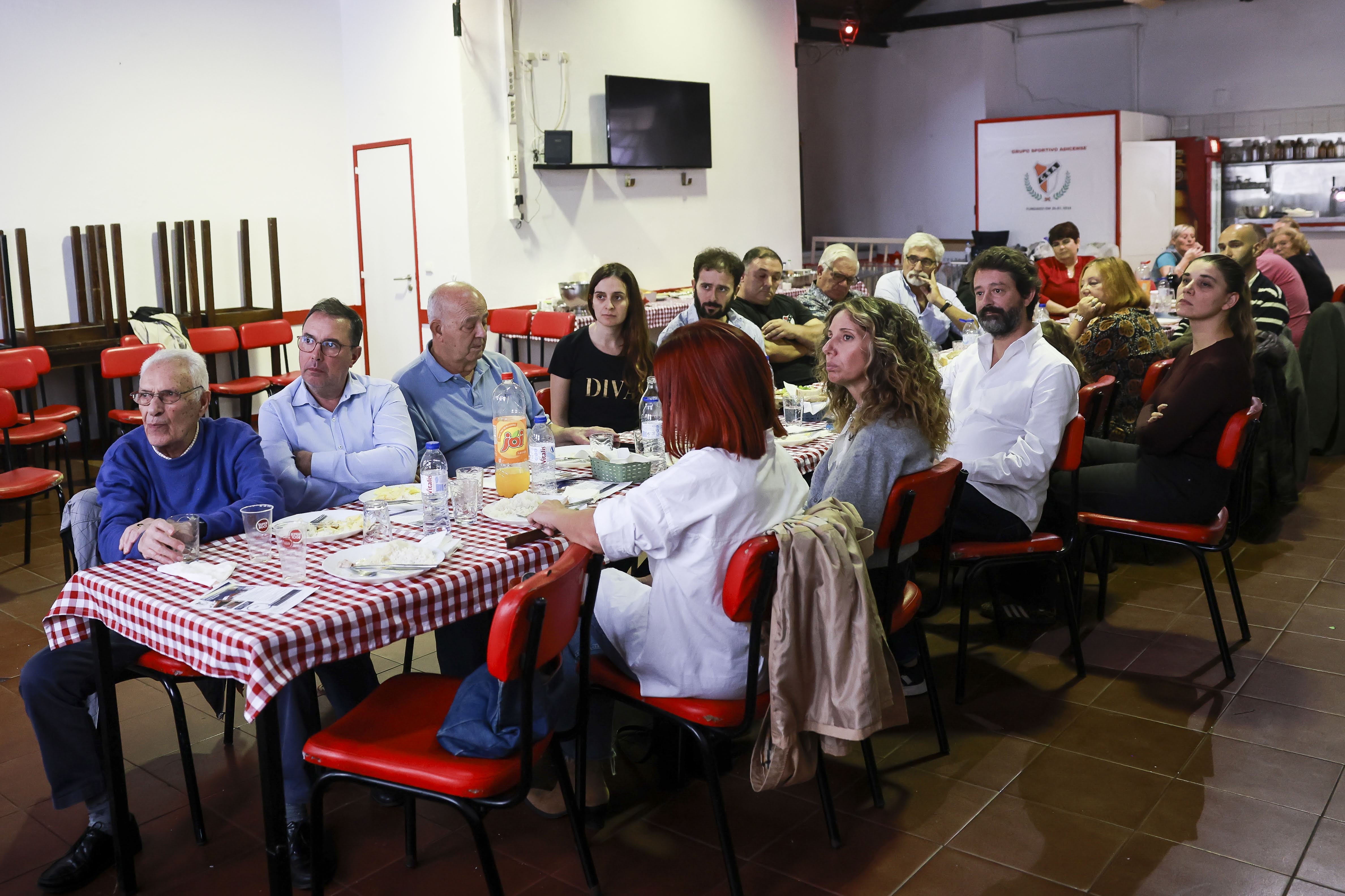 medalha de mérito associativo Lisboa, 01/11/2025 - Entrega da medalha de mérito associativo a Virgilio Teixeira.
Adicense
Fotos: Natacha Cardoso